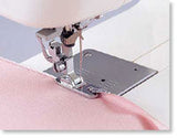 Brother , Babylock 5 mm Narrow Hem Foot (Snap on foot)