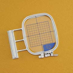 Medium Embroidery Hoop SA438 for XP/XV Series (4