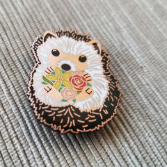 Jessica Long Hedgehog Enamel Needle Minder