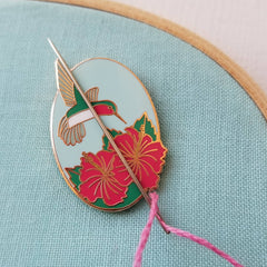 Jessica Long Hummingbird Enamel Needle Minder
