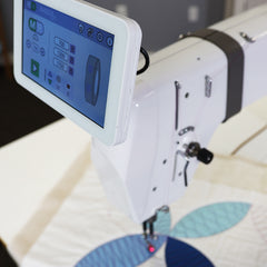 Handi Quilter HQ Amara 20 ST Sit-down Quilt Machine