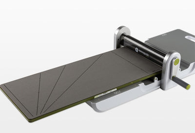 AccuQuilt GO! Strip Cutter-2" (1 1/2" Finished) 4 Strips