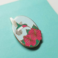 Jessica Long Hummingbird Enamel Needle Minder