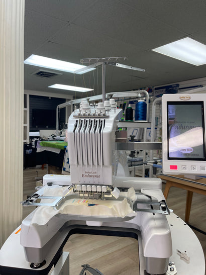 USED Babylock Endurance 6-Neddle