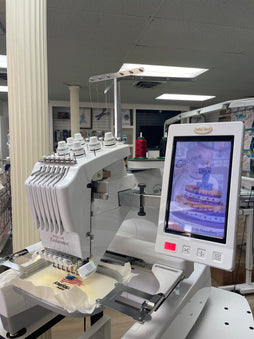 USED Babylock Endurance 6-Neddle