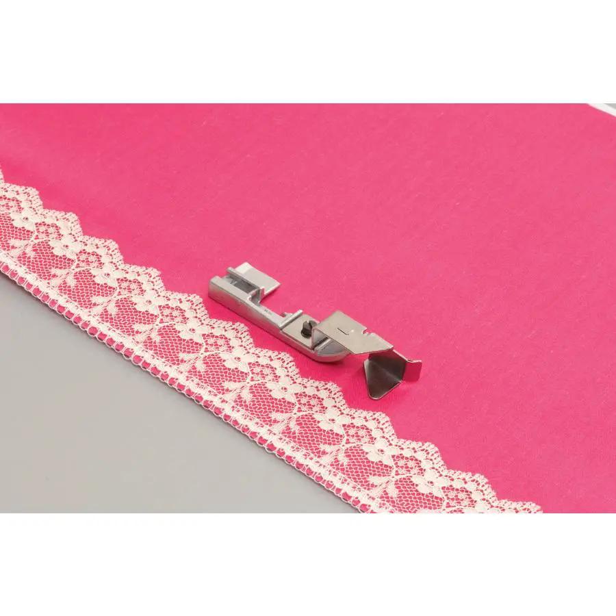 BL Lace Applicator Foot Carded BLE1