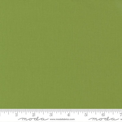 Bella Solids Leaf 9900 192 Moda #1