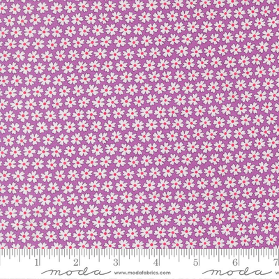 Pick Me Pocket of Posies Lilac 22492 19 Moda #1