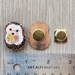 Jessica Long Hedgehog Enamel Needle Minder