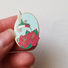 Jessica Long Hummingbird Enamel Needle Minder