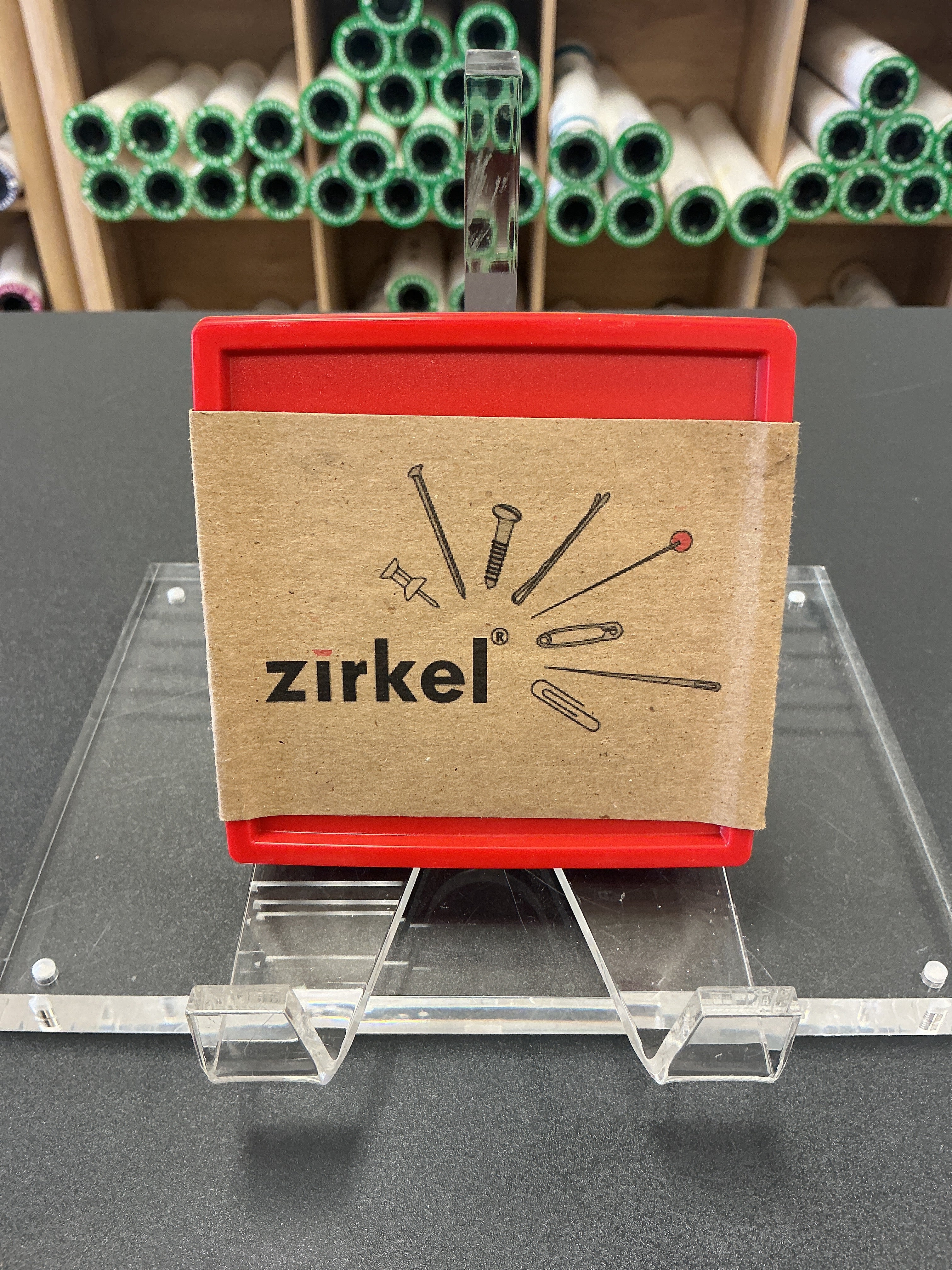 Magnetic Pin Organizer Red